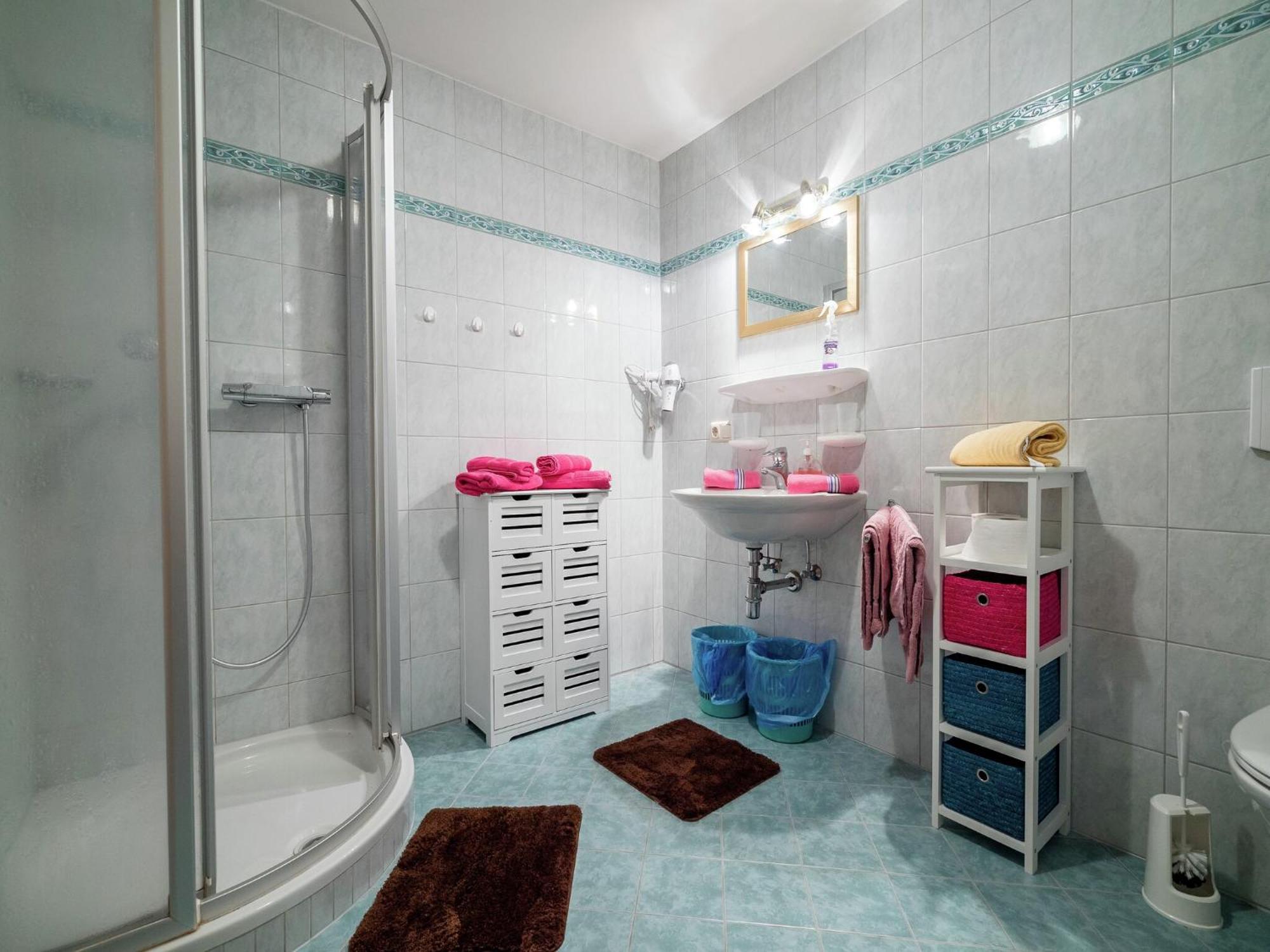 Cozy Feel Good Holiday Apartment In Леоганг Екстериор снимка